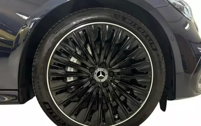 MERCEDES-BENZ Klasa E 