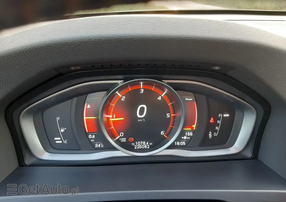 VOLVO V60 D3 Geartronic Summum