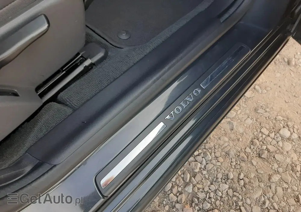 VOLVO V60 D3 Geartronic Summum