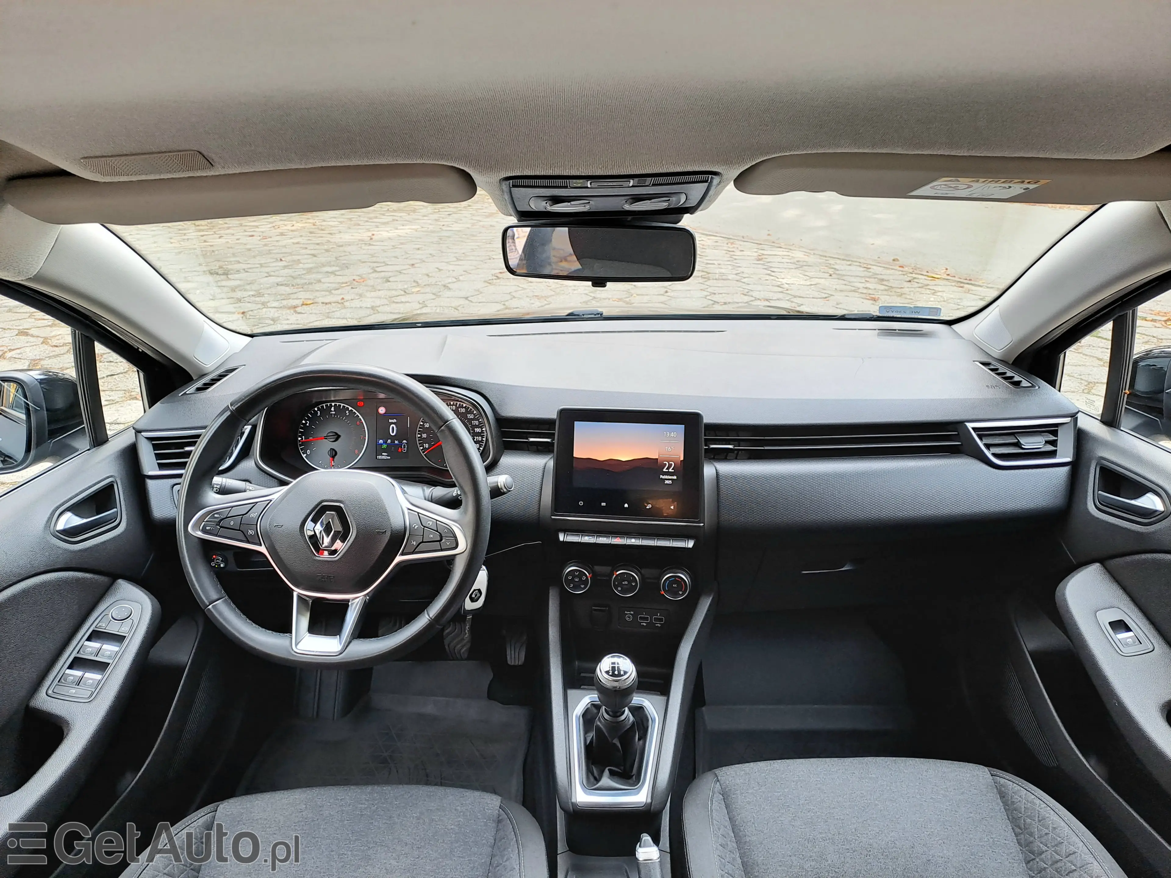 RENAULT Clio Zen 100 LPG