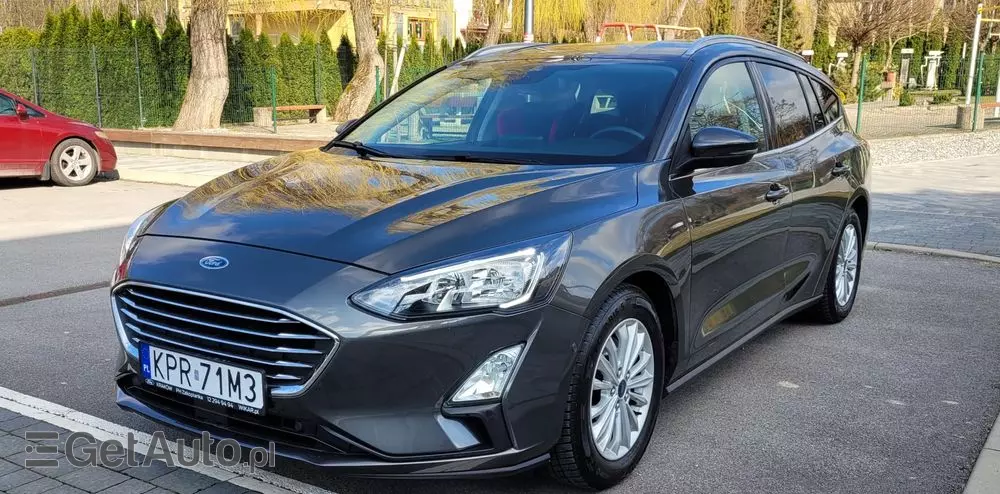 FORD Focus Turnier 1.0 EcoBoost Start-Stopp-System TITANIUM