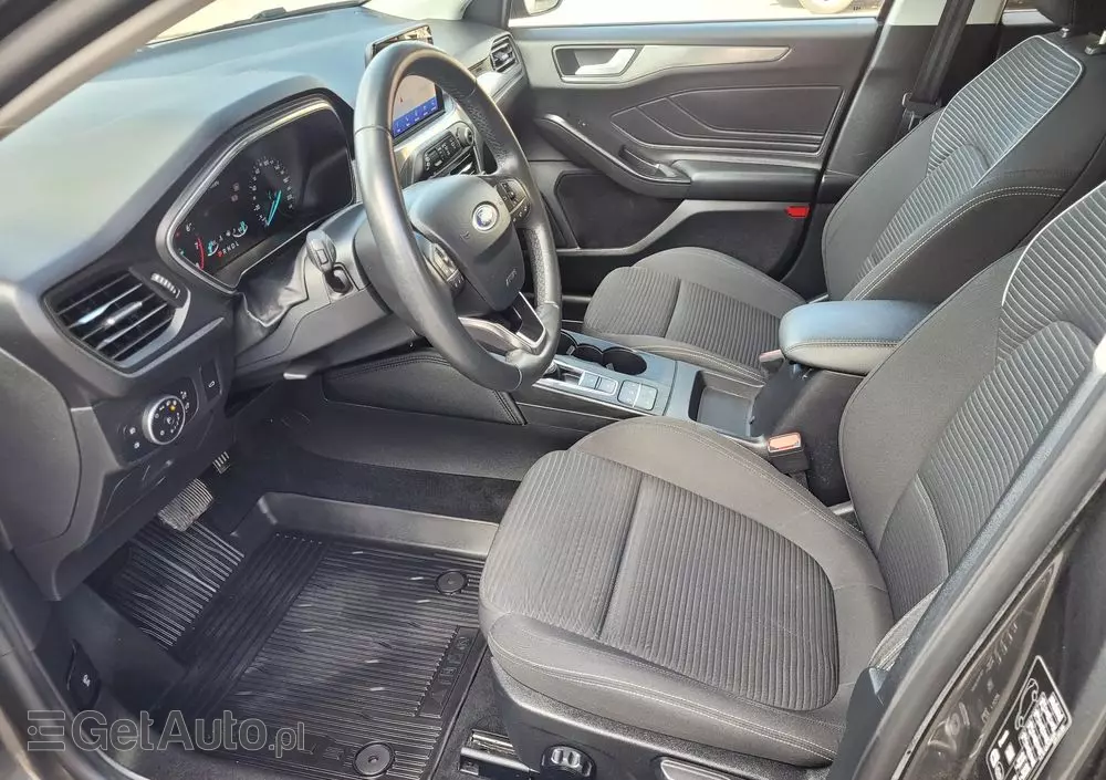 FORD Focus Turnier 1.0 EcoBoost Start-Stopp-System TITANIUM