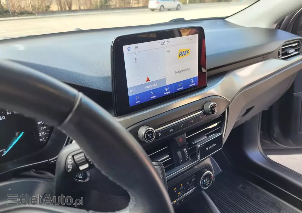 FORD Focus Turnier 1.0 EcoBoost Start-Stopp-System TITANIUM