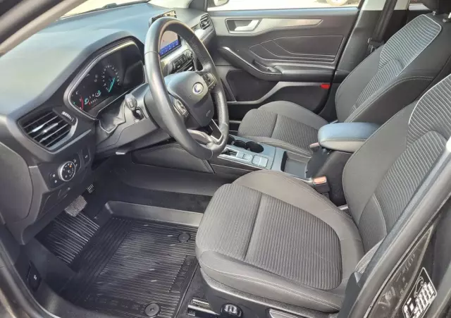 FORD Focus Turnier 1.0 EcoBoost Start-Stopp-System TITANIUM