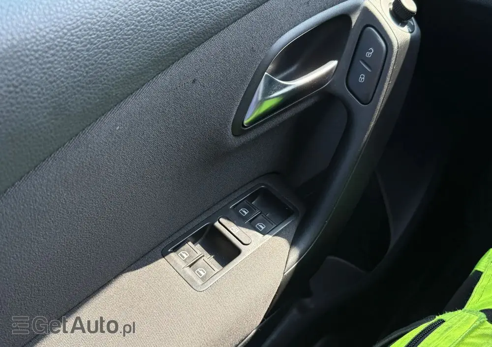 VOLKSWAGEN Polo 1.2 Life