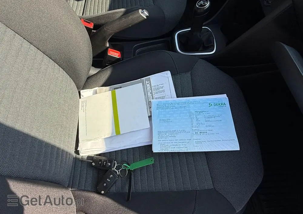 VOLKSWAGEN Polo 1.2 Life