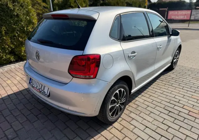 VOLKSWAGEN Polo 1.2 Life