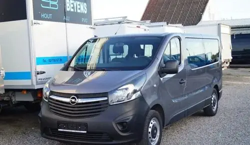 OPEL Vivaro 