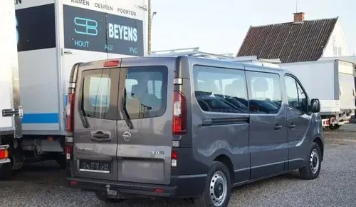 OPEL Vivaro 
