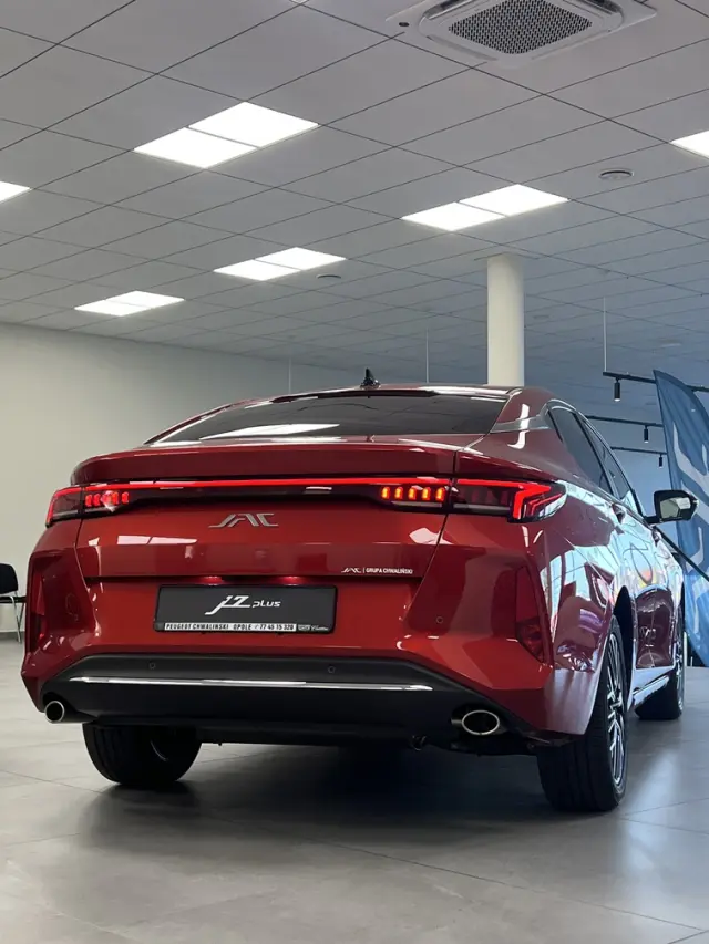 JAC J7 Plus 1.5T 136KM AT