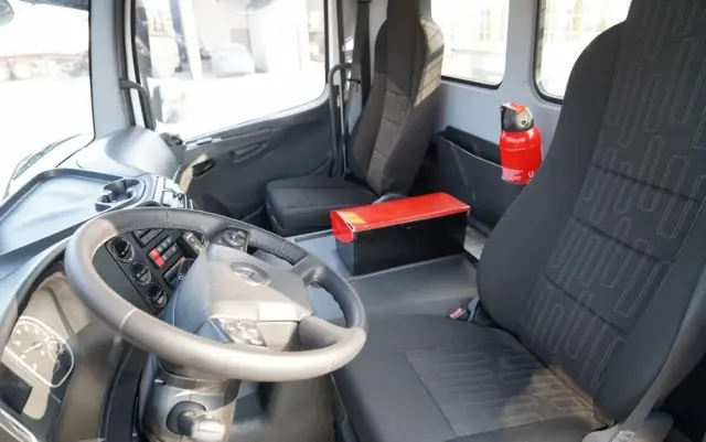 MERCEDES-BENZ ATEGO / 16 30 / E6 / SKRZYNIOWY + HDS FASSI F 155 / ADR / STEROWANIE RADIOWE 