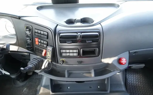 MERCEDES-BENZ ATEGO / 16 30 / E6 / SKRZYNIOWY + HDS FASSI F 155 / ADR / STEROWANIE RADIOWE 