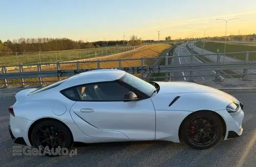 TOYOTA Gr Supra 
