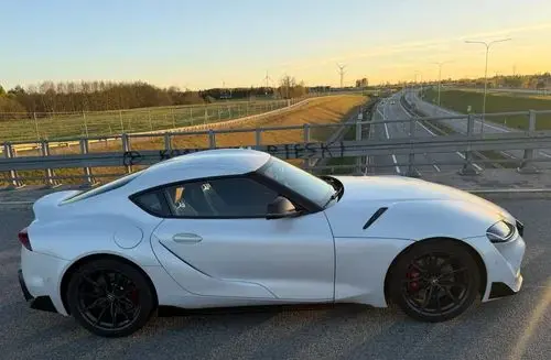 TOYOTA Gr Supra 