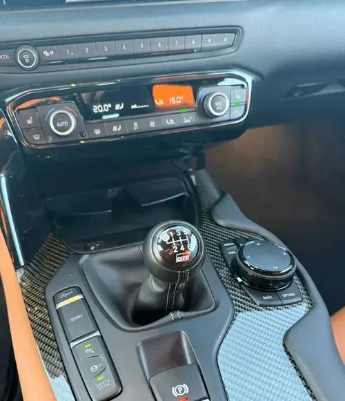 TOYOTA Gr Supra 