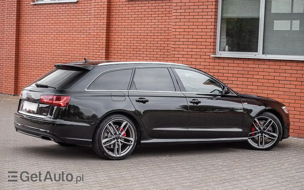 AUDI A6 Avant 3.0 TDI quattro S tronic