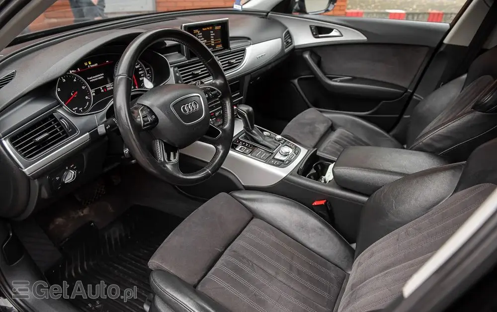 AUDI A6 Avant 3.0 TDI quattro S tronic