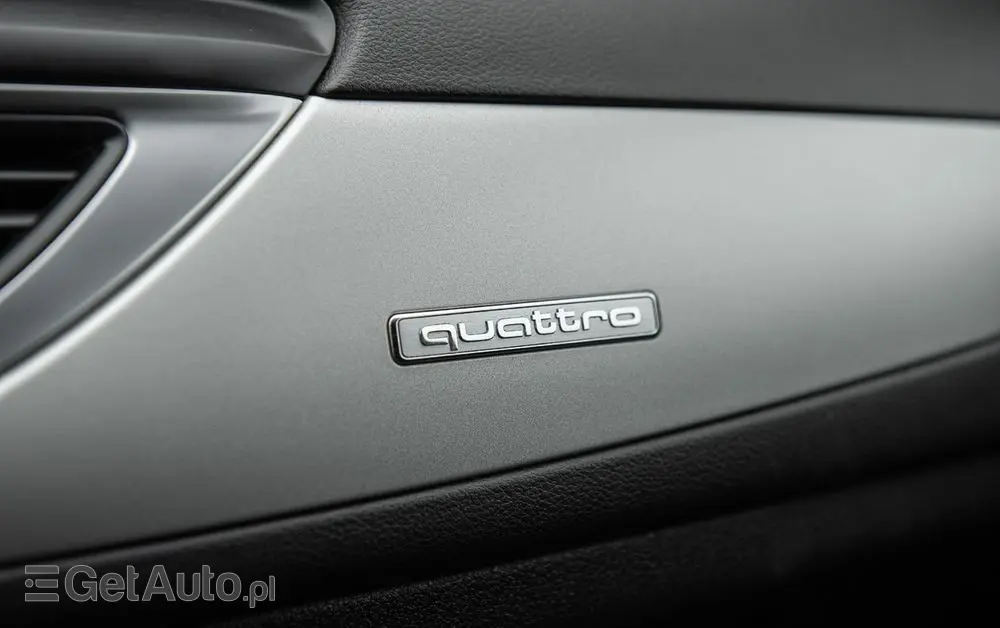 AUDI A6 Avant 3.0 TDI quattro S tronic