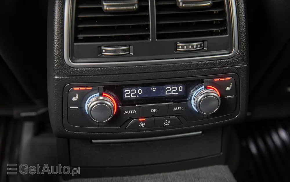 AUDI A6 Avant 3.0 TDI quattro S tronic