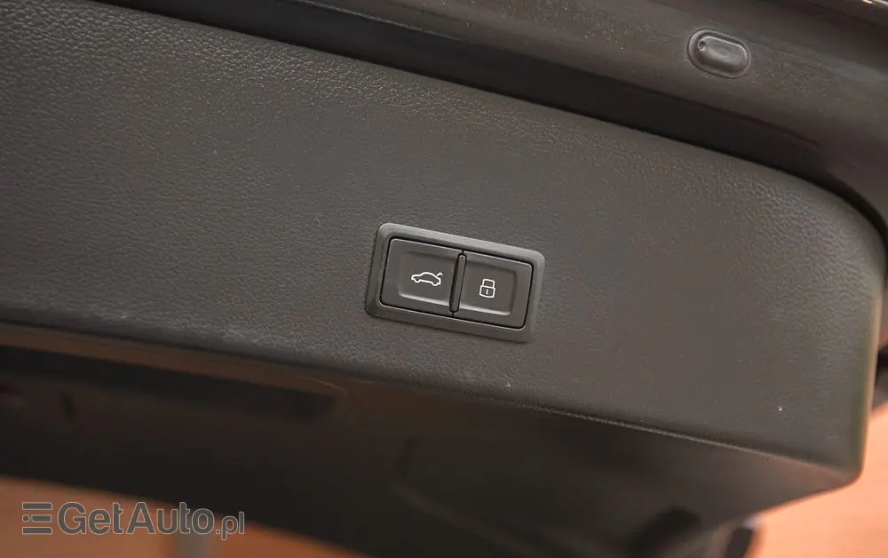 AUDI A6 Avant 3.0 TDI quattro S tronic