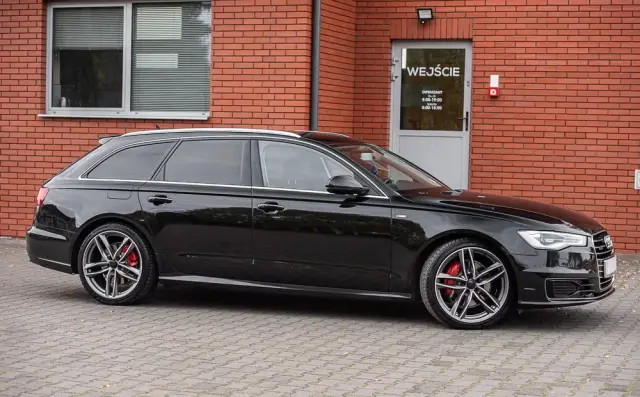 AUDI A6 Avant 3.0 TDI quattro S tronic