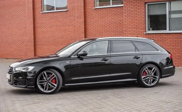 AUDI A6 Avant 3.0 TDI quattro S tronic