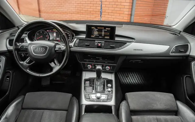 AUDI A6 Avant 3.0 TDI quattro S tronic
