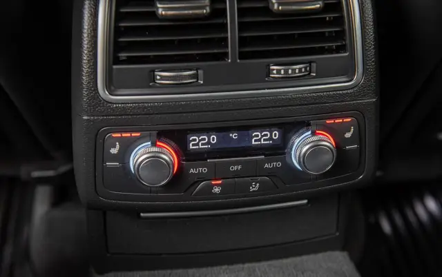 AUDI A6 Avant 3.0 TDI quattro S tronic