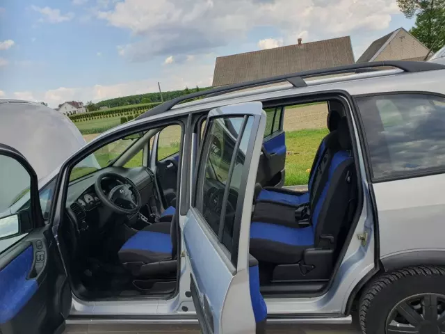 OPEL Zafira 