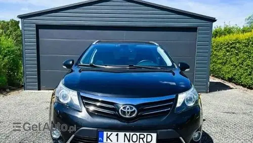 TOYOTA Avensis 