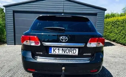 TOYOTA Avensis 