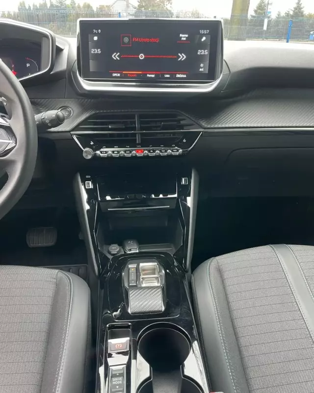 PEUGEOT 2008 1.2 PureTech Allure Pack S&S EAT8