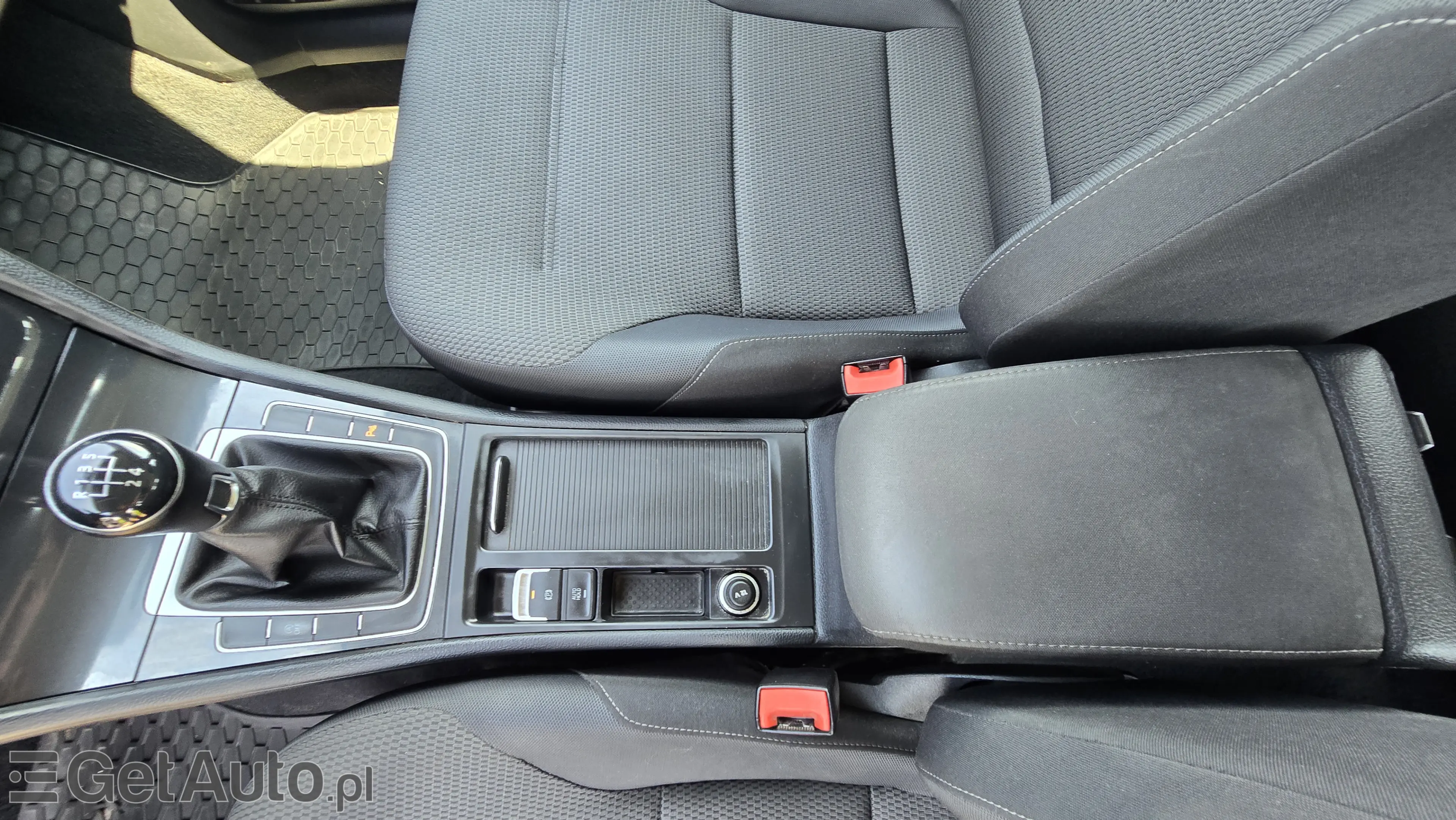 VOLKSWAGEN Golf Comfortline