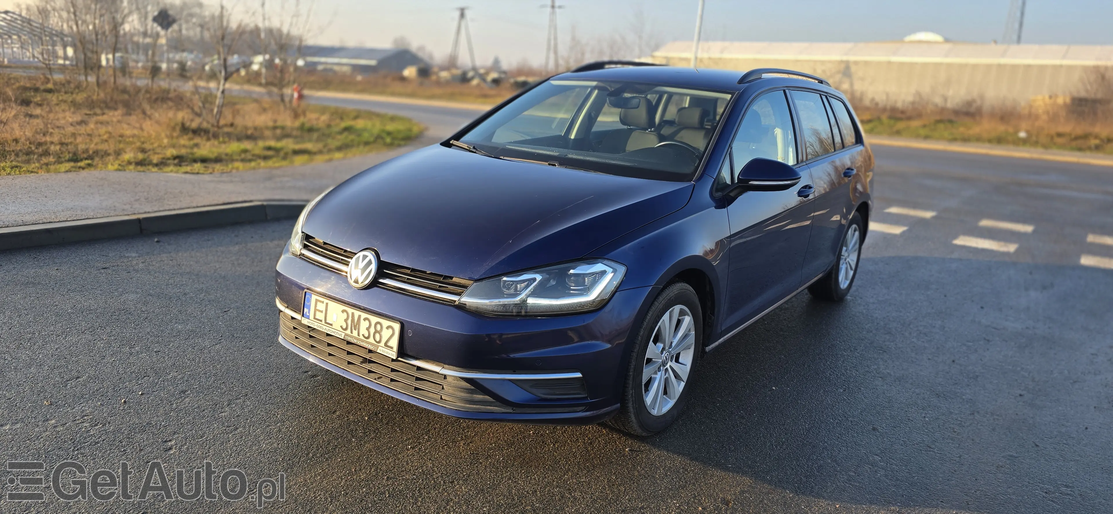 VOLKSWAGEN Golf Comfortline