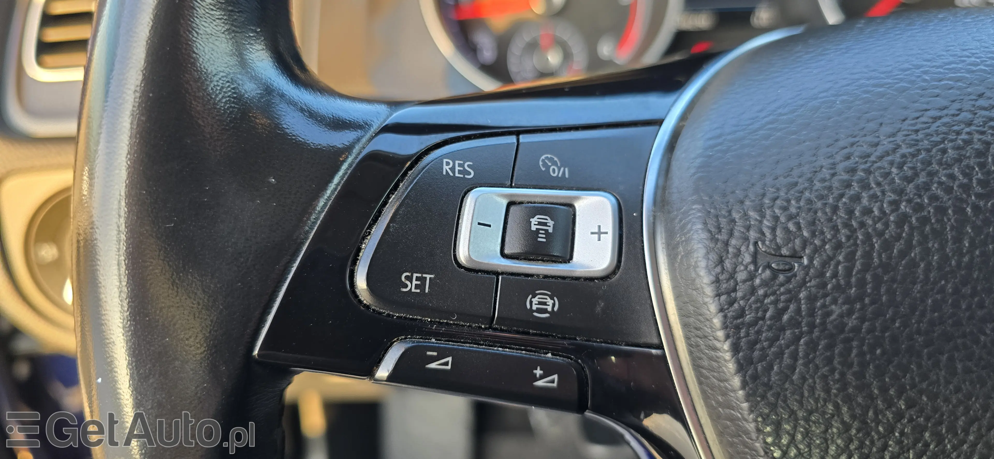 VOLKSWAGEN Golf Comfortline