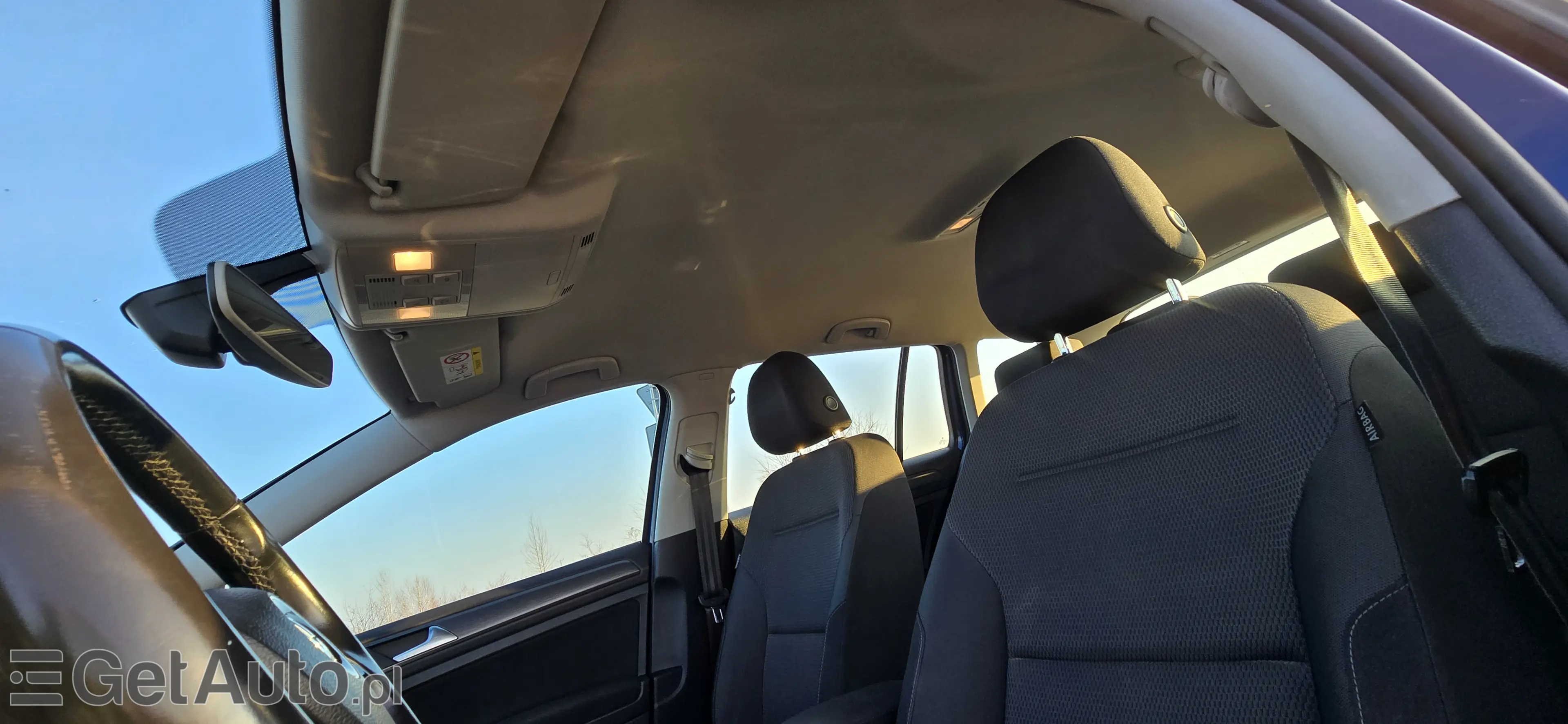 VOLKSWAGEN Golf Comfortline