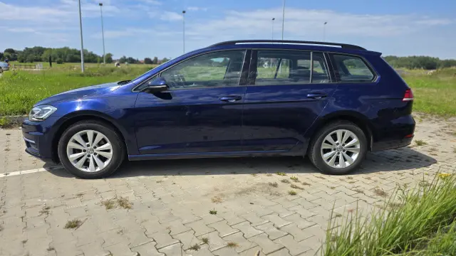 VOLKSWAGEN Golf Comfortline
