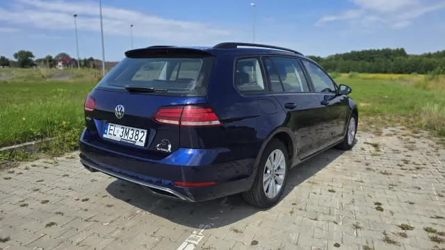 VOLKSWAGEN Golf Comfortline