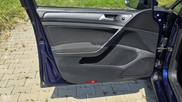 VOLKSWAGEN Golf Comfortline