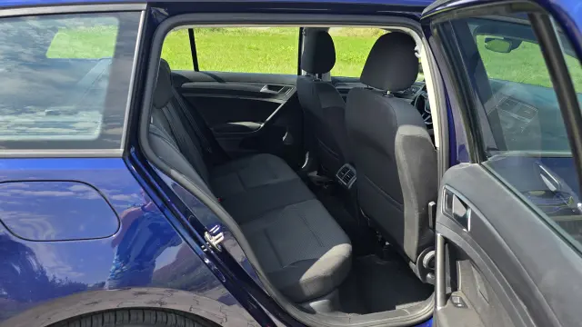 VOLKSWAGEN Golf Comfortline