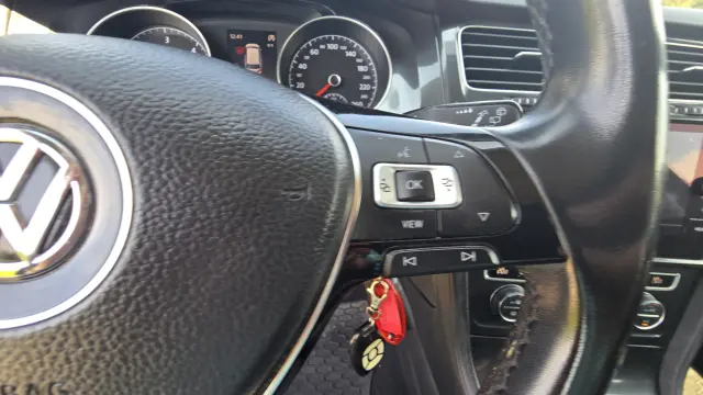 VOLKSWAGEN Golf Comfortline