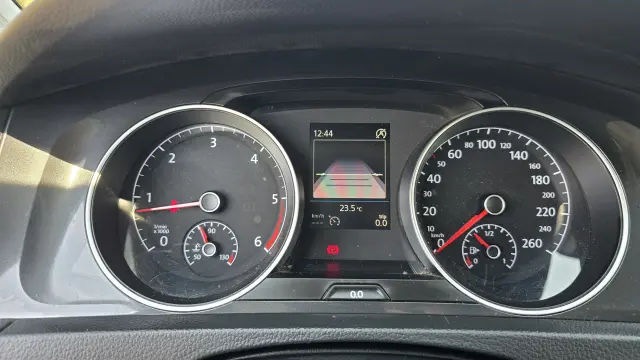 VOLKSWAGEN Golf Comfortline