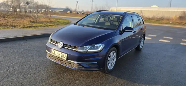 VOLKSWAGEN Golf Comfortline