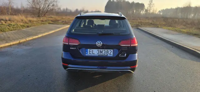 VOLKSWAGEN Golf Comfortline