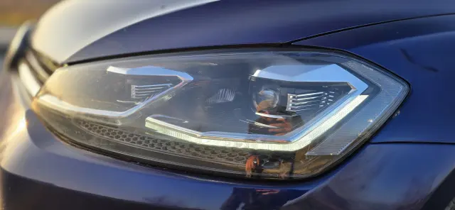 VOLKSWAGEN Golf Comfortline