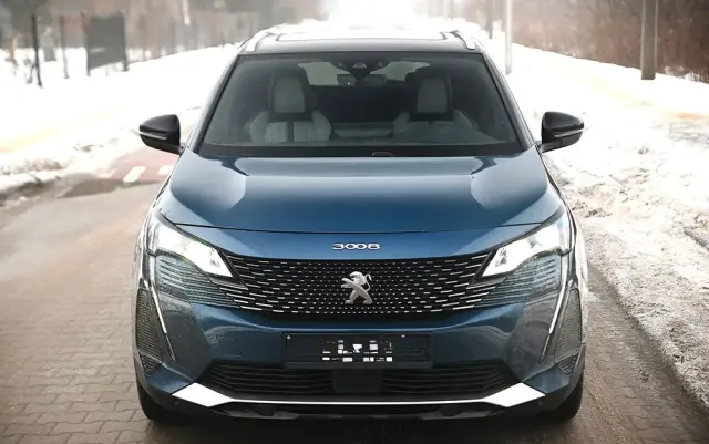 PEUGEOT 3008 Hybrid4 300 e-EAT8 GT Pack