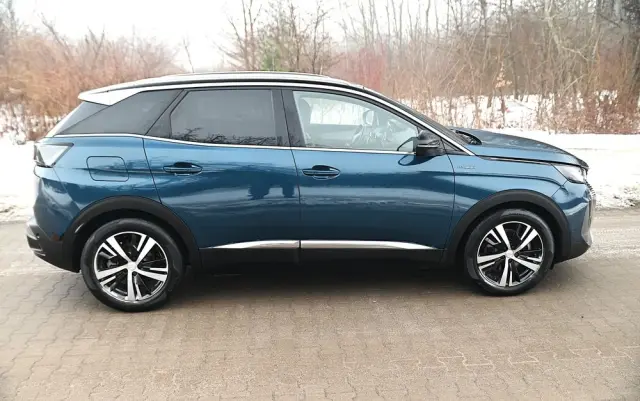 PEUGEOT 3008 Hybrid4 300 e-EAT8 GT Pack
