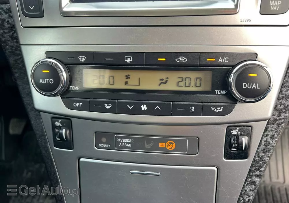 TOYOTA Avensis Combi 2.0 D-4D Executive