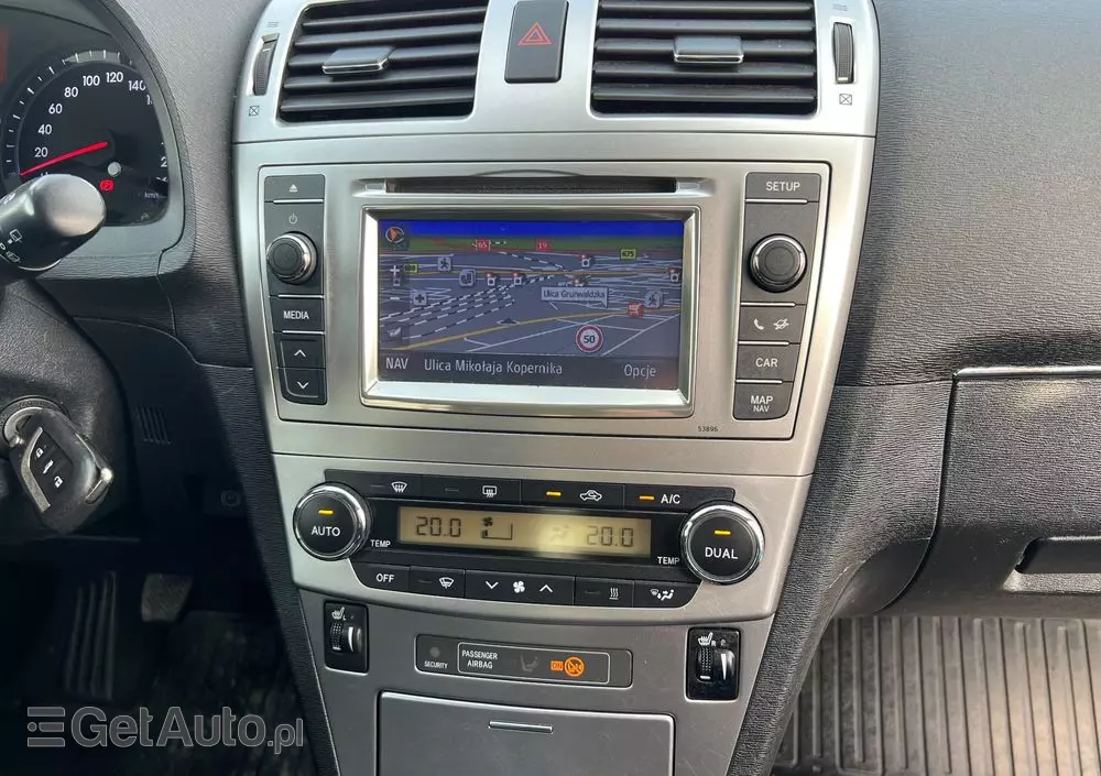 TOYOTA Avensis Combi 2.0 D-4D Executive