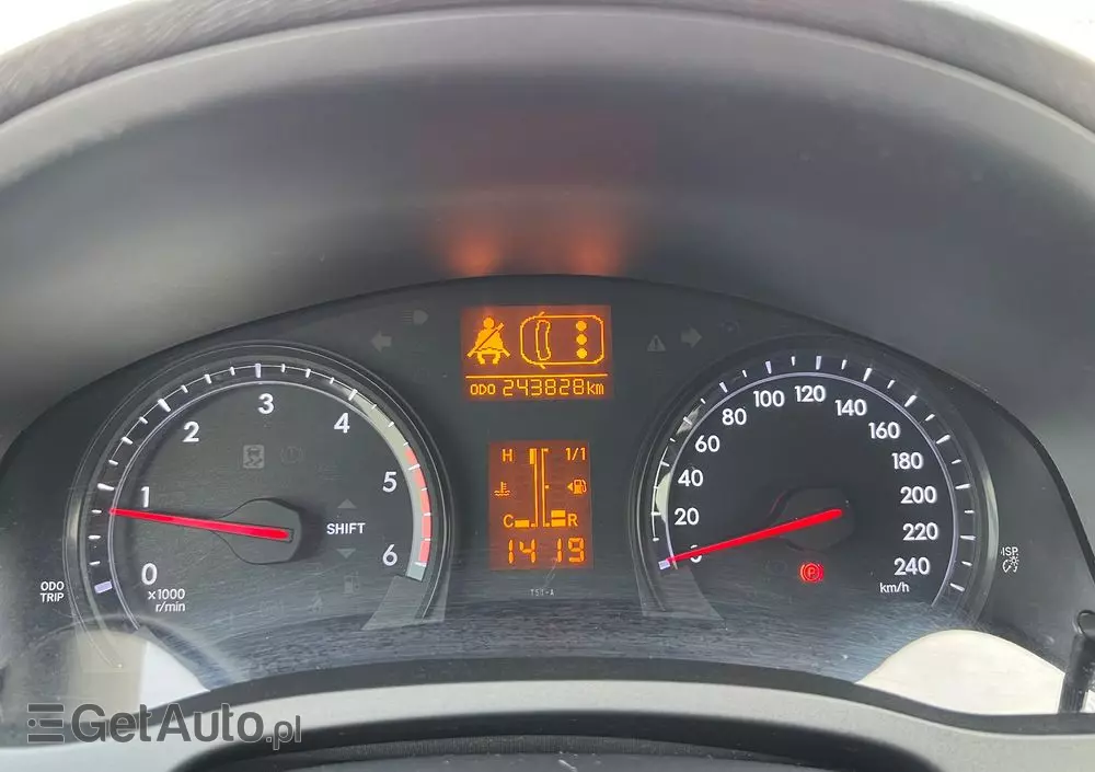 TOYOTA Avensis Combi 2.0 D-4D Executive